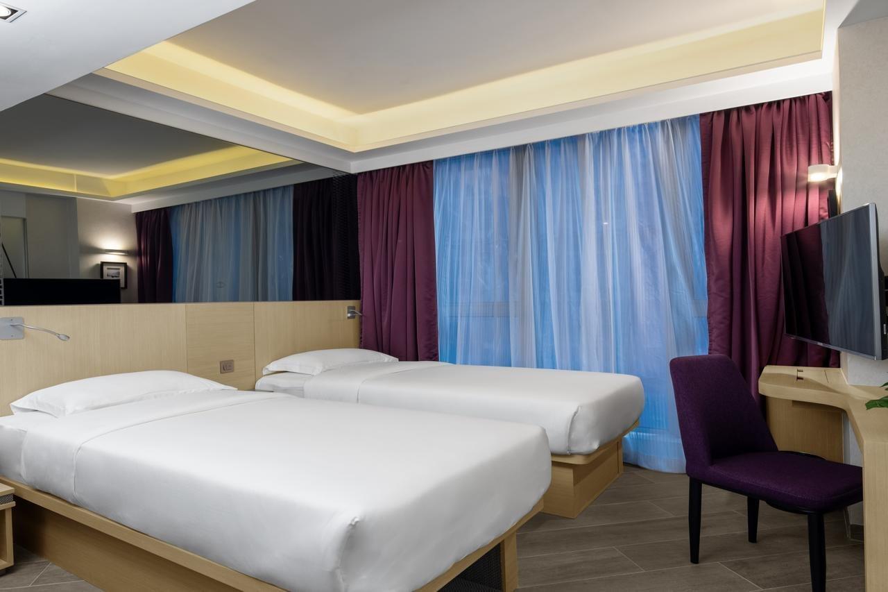 Starphire Hotel Hongkong Exteriör bild